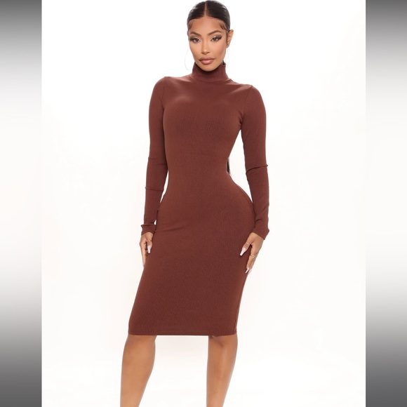 Layla Snatched Midi Dress- Chesnut - Picture 2 of 6